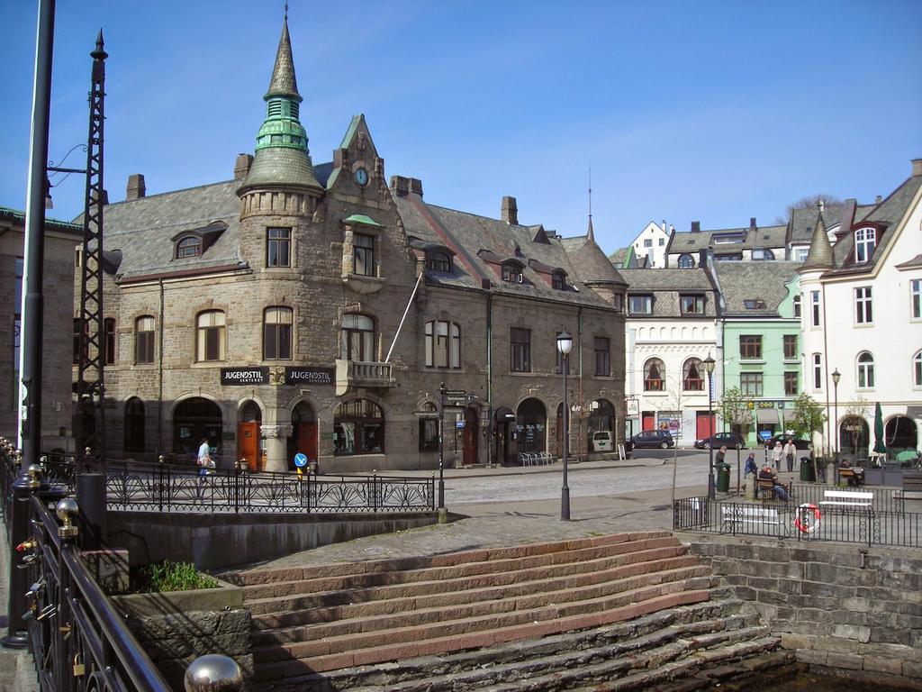 Aalesund Apartments - City Center エクステリア 写真